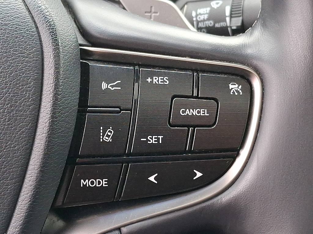 Thumbnail: 2020 Lexus ES - 19