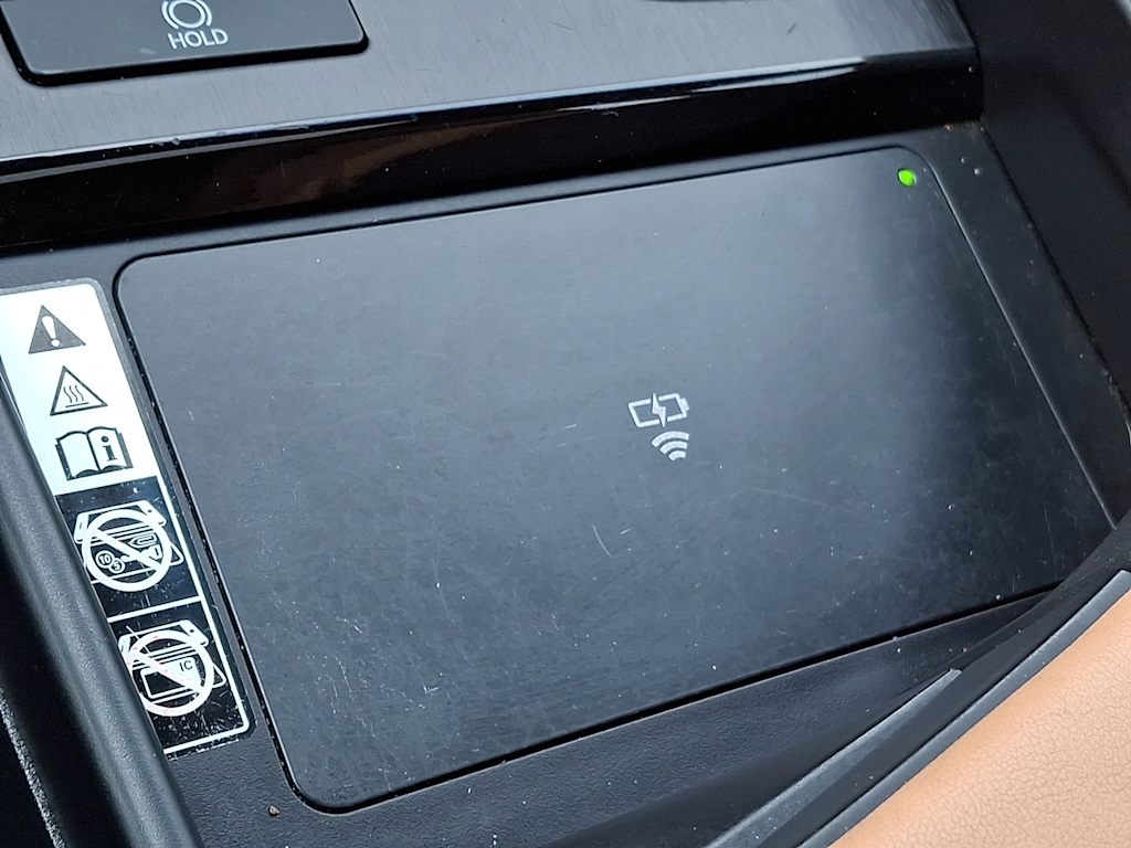 Thumbnail: 2023 Lexus ES - 25