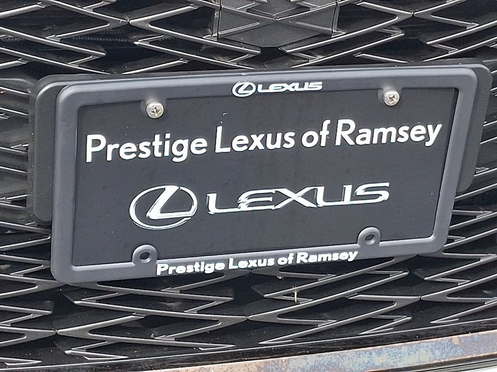 Thumbnail: 2023 Lexus ES - 30