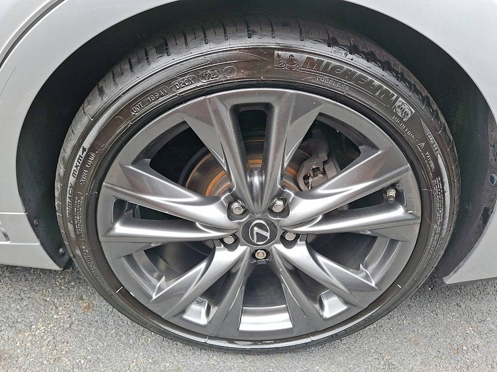 Thumbnail: 2020 Lexus ES - 6