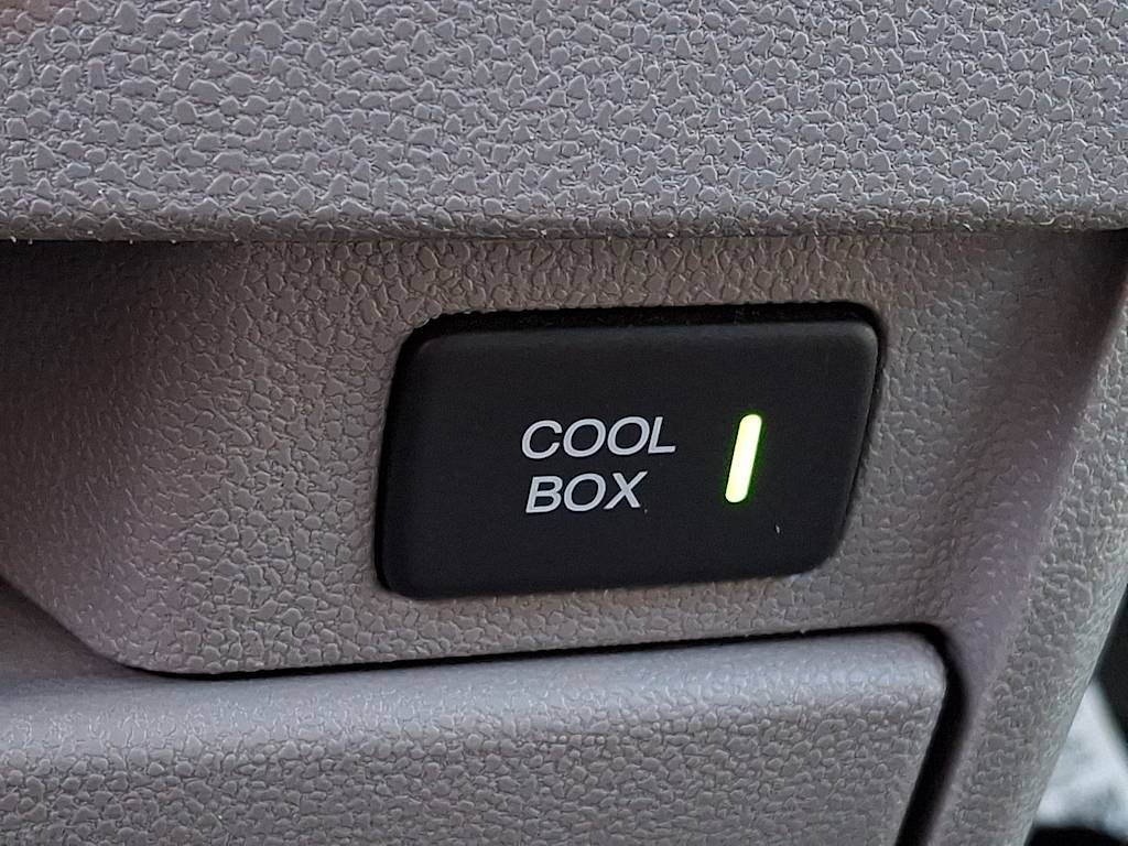Thumbnail: 2015 Honda Odyssey - 28