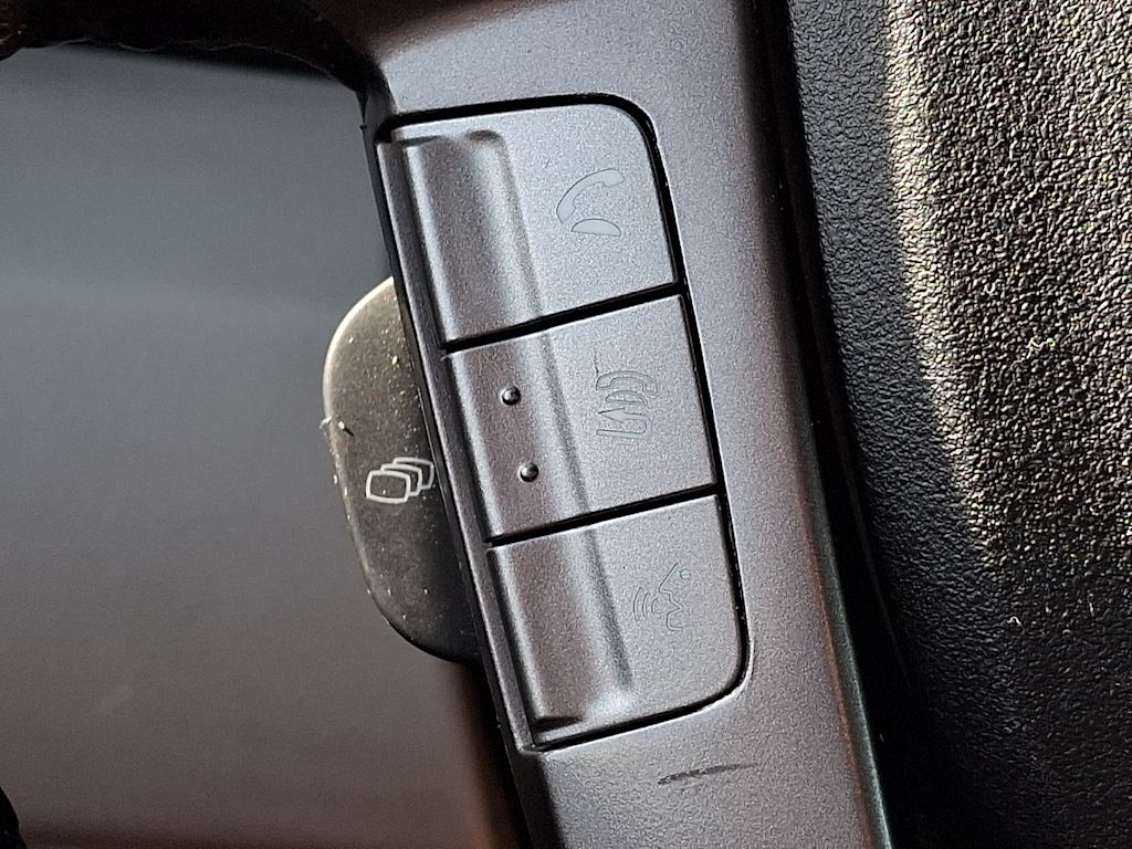 Thumbnail: 2015 Honda Odyssey - 25