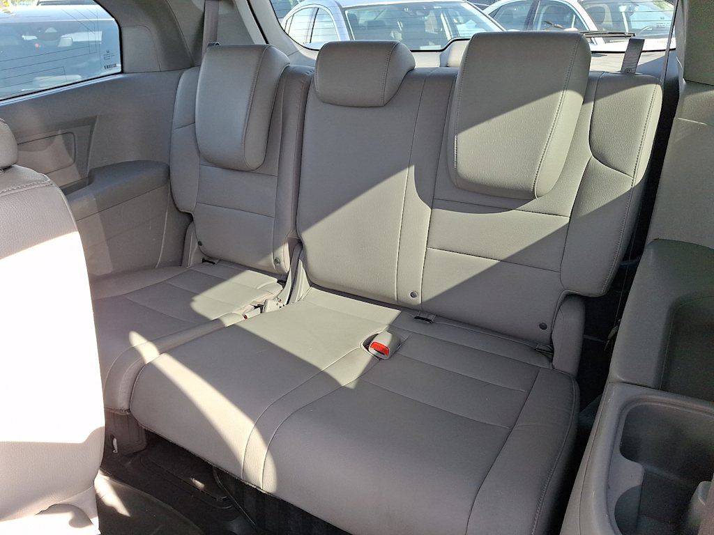 Thumbnail: 2015 Honda Odyssey - 16