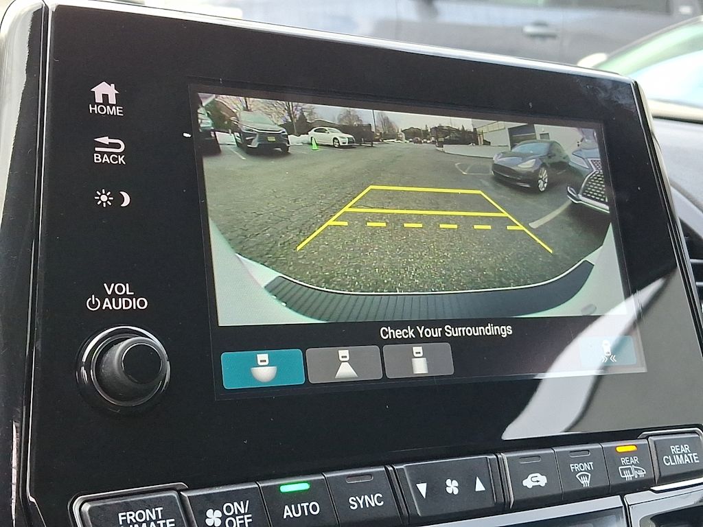 Thumbnail: 2023 Honda Odyssey - 17