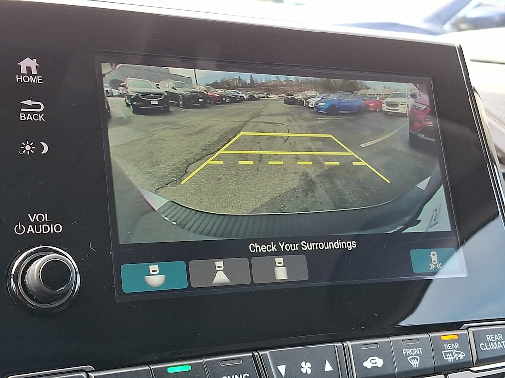 Thumbnail: 2023 Honda Odyssey - 22