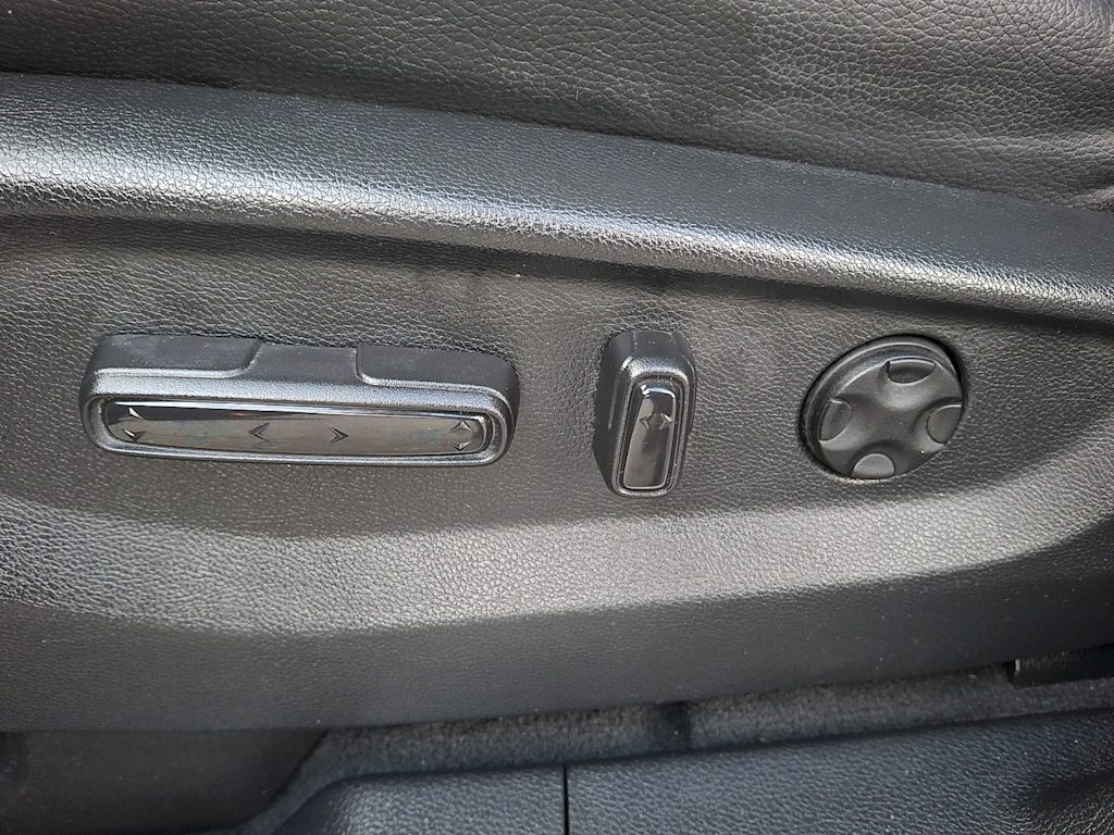 Thumbnail: 2023 Honda Odyssey - 15