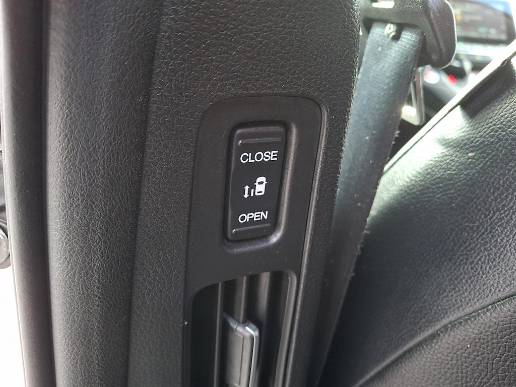 Thumbnail: 2023 Honda Odyssey - 13