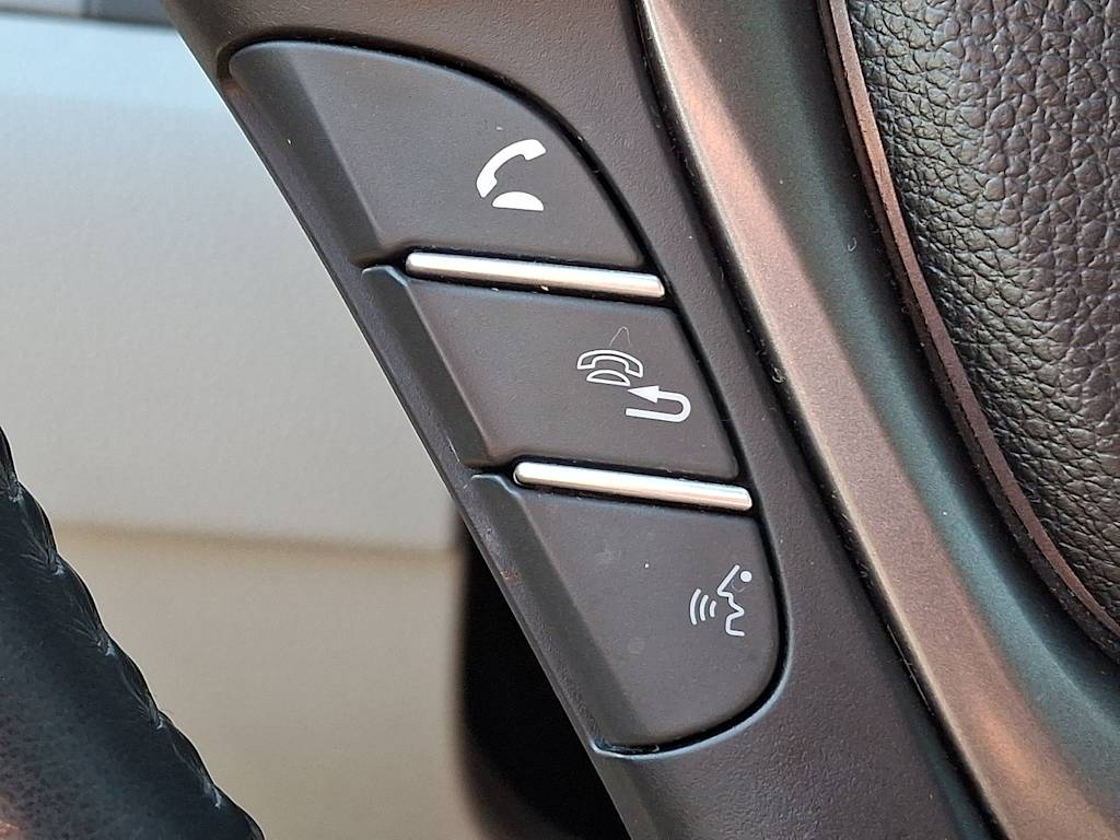 Thumbnail: 2016 Honda Pilot - 24