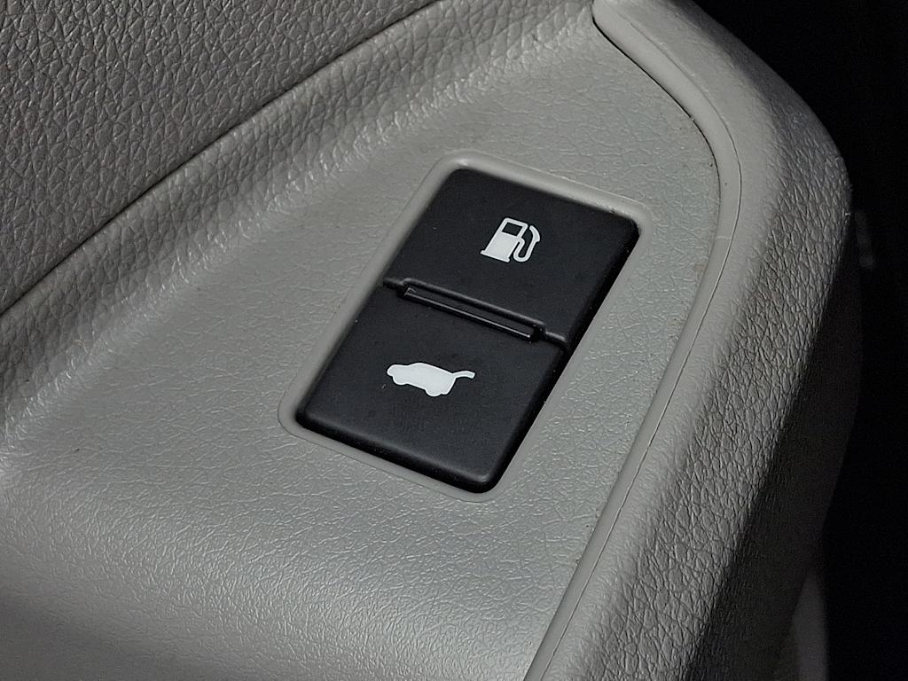 Thumbnail: 2017 Honda Pilot - 12