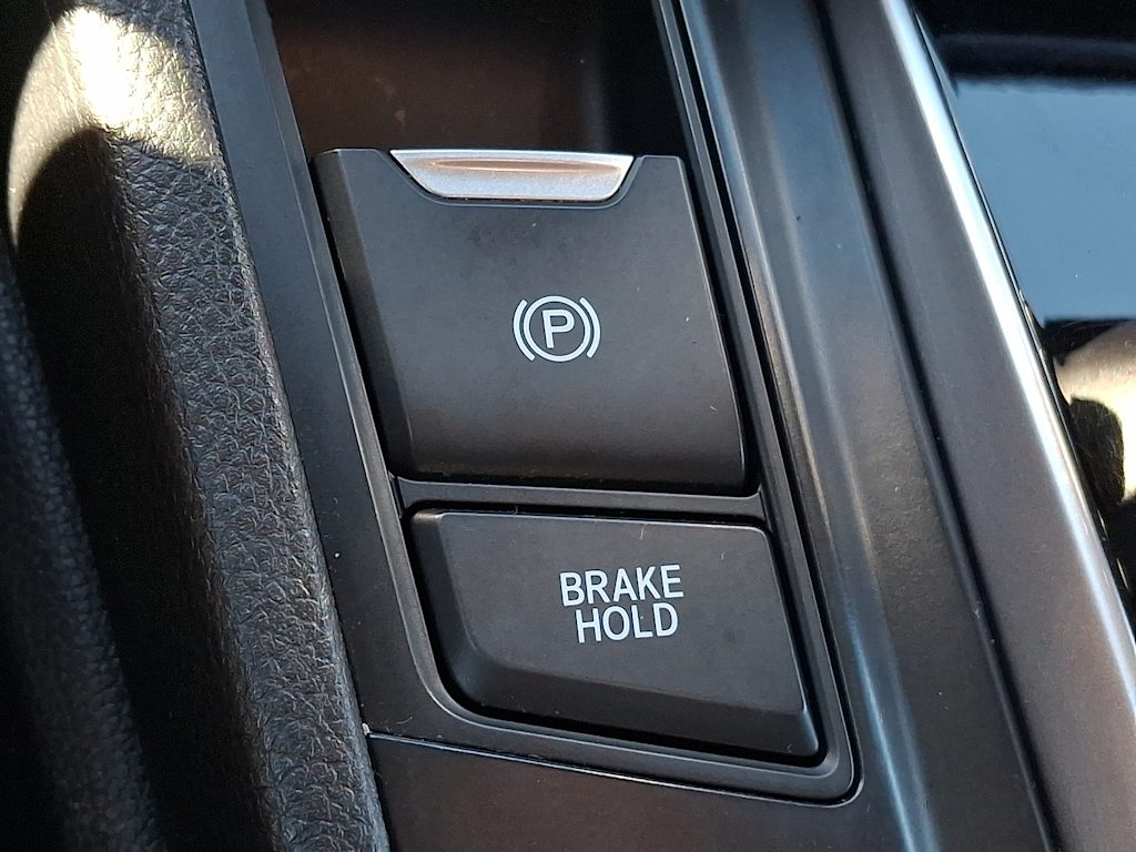 Thumbnail: 2017 Honda CR-V - 23