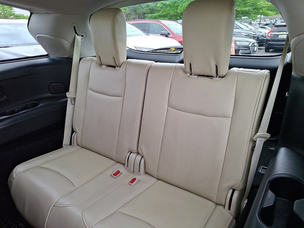 Thumbnail: 2019 INFINITI QX60 - 16