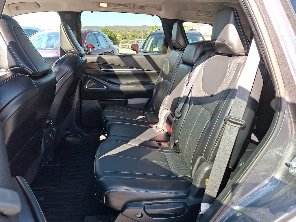 Thumbnail: 2022 INFINITI QX60 - 8