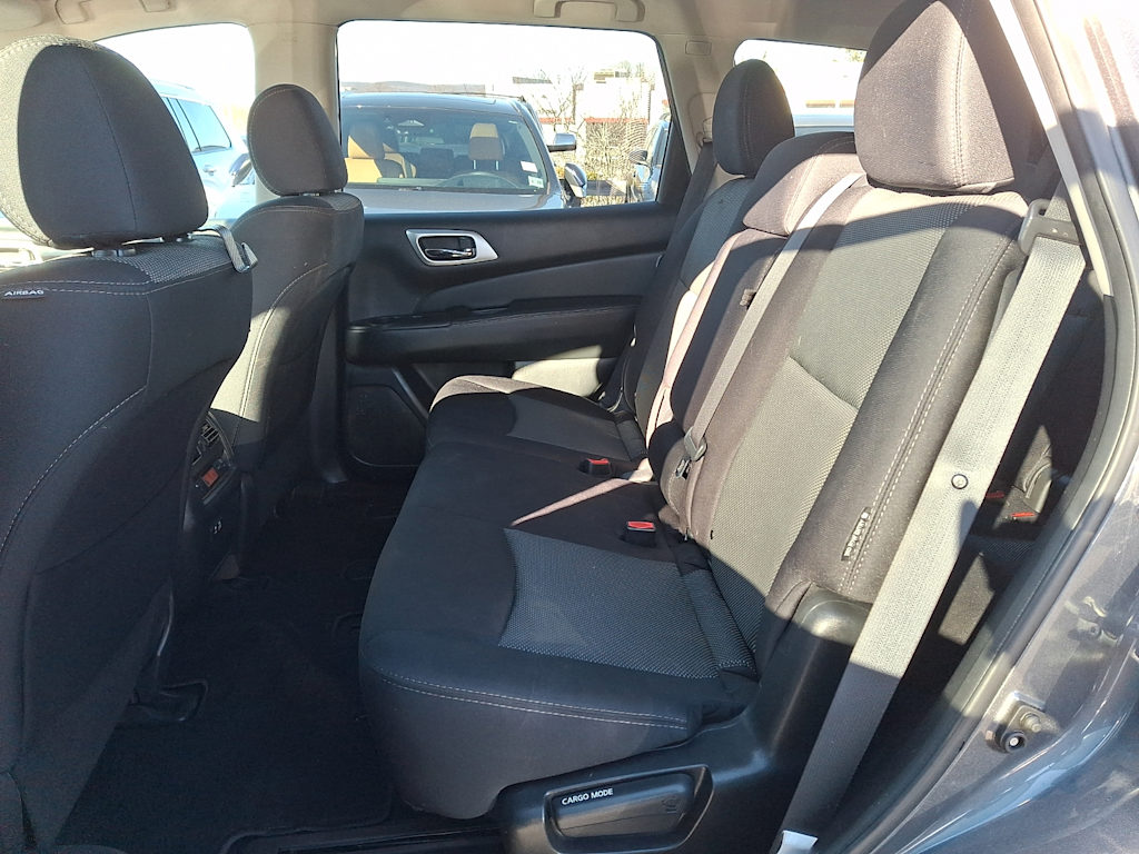 Thumbnail: 2020 Nissan Pathfinder - 9