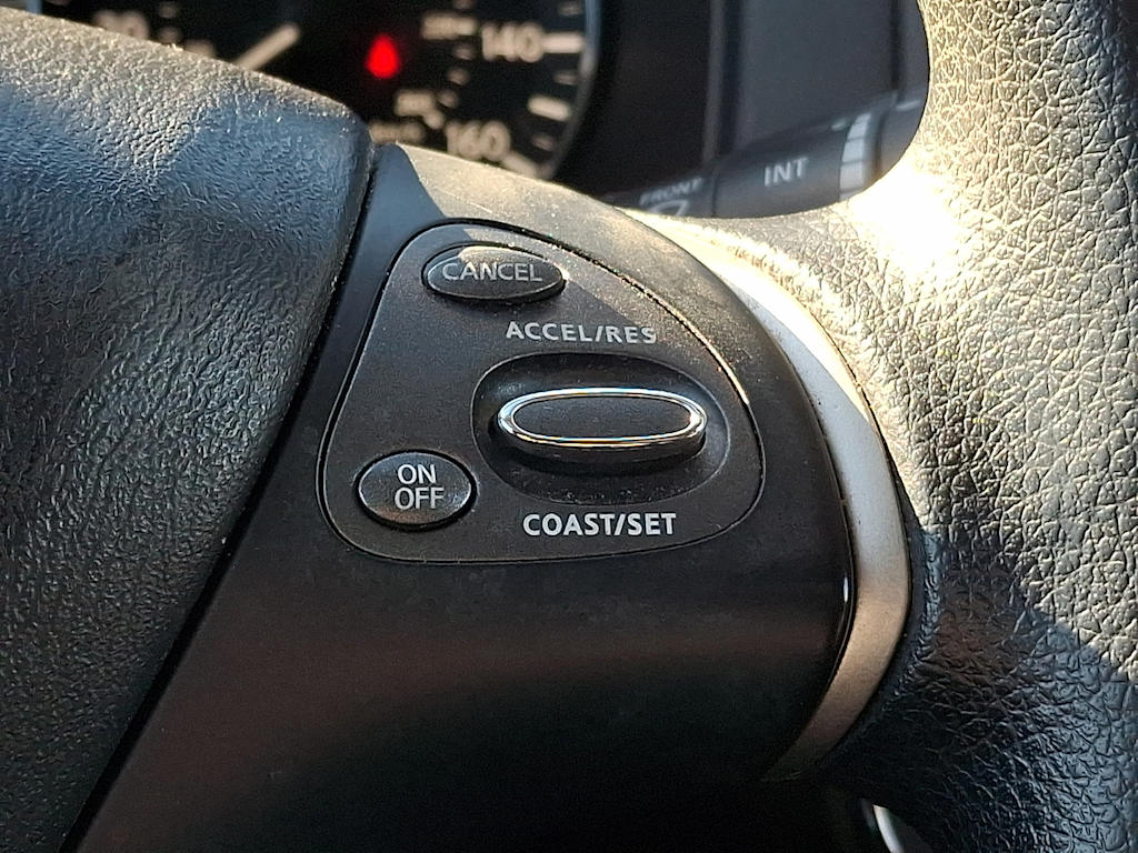 Thumbnail: 2020 Nissan Pathfinder - 22