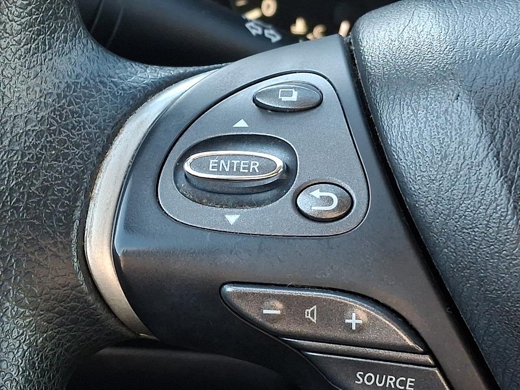 Thumbnail: 2020 Nissan Pathfinder - 21