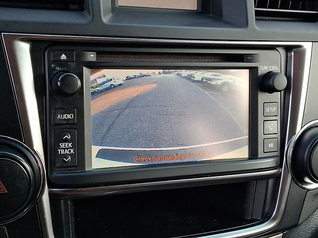 Thumbnail: 2013 Toyota Highlander - 20