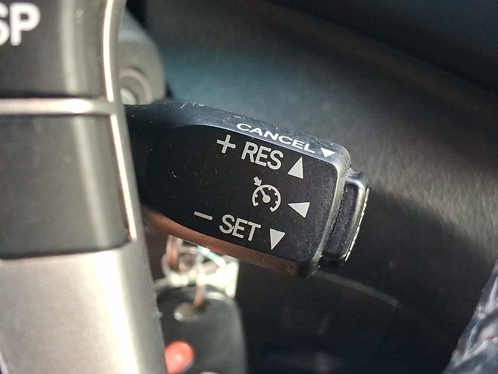 Thumbnail: 2013 Toyota Highlander - 12
