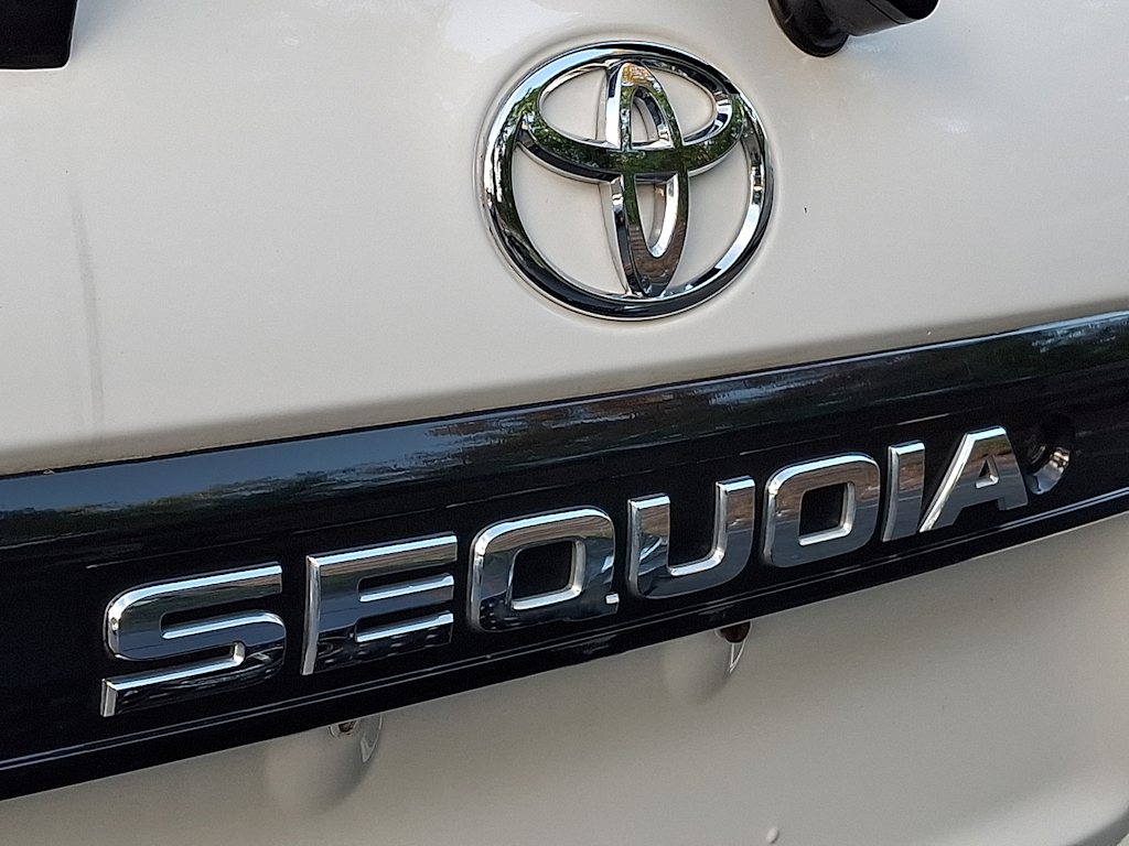 Thumbnail: 2018 Toyota Sequoia - 5