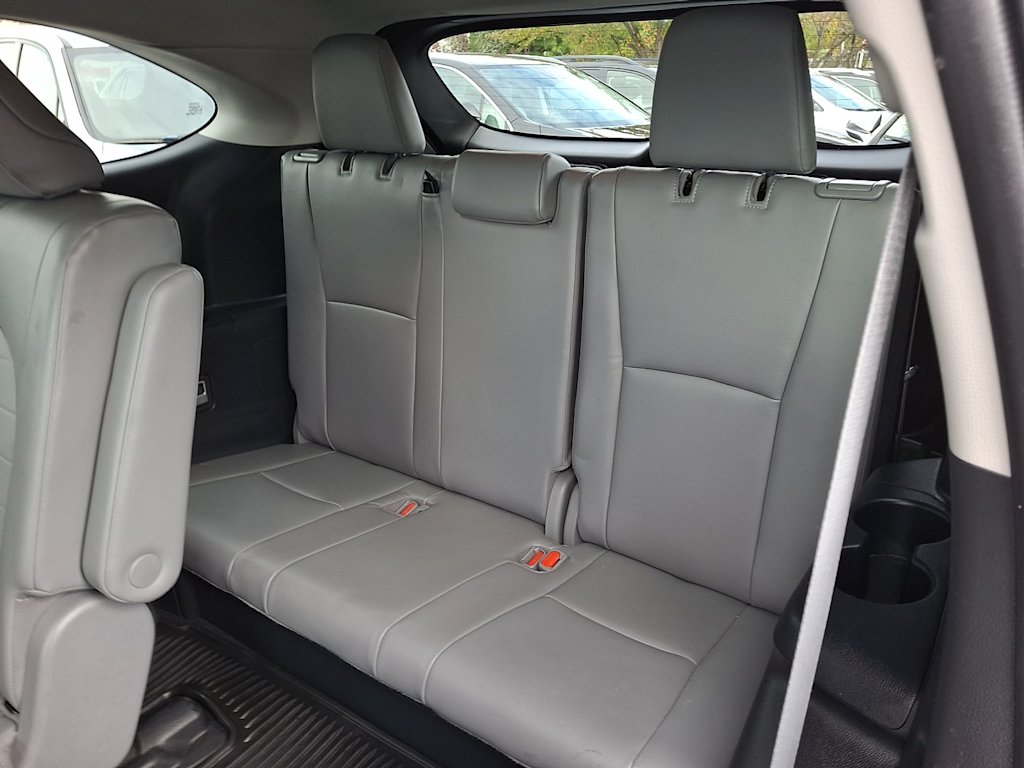 Thumbnail: 2022 Toyota Highlander - 16