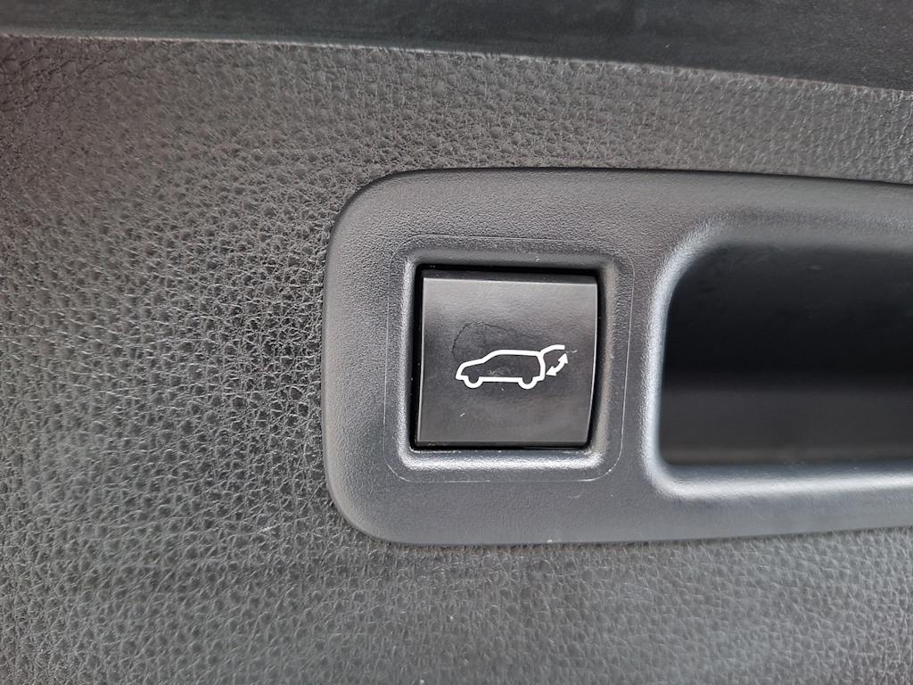 Thumbnail: 2022 Toyota Highlander - 29