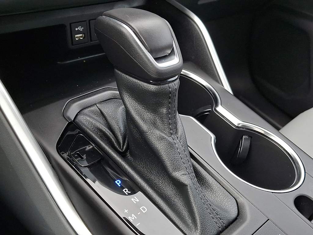 Thumbnail: 2022 Toyota Highlander - 10