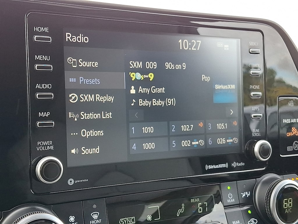 Thumbnail: 2022 Toyota Highlander - 20