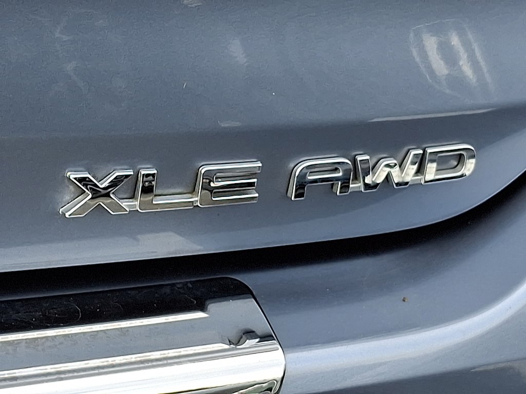 Thumbnail: 2022 Toyota Highlander - 5