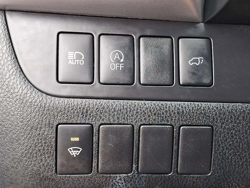 Thumbnail: 2018 Toyota Highlander - 26