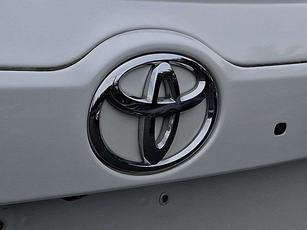 Thumbnail: 2018 Toyota Highlander - 30