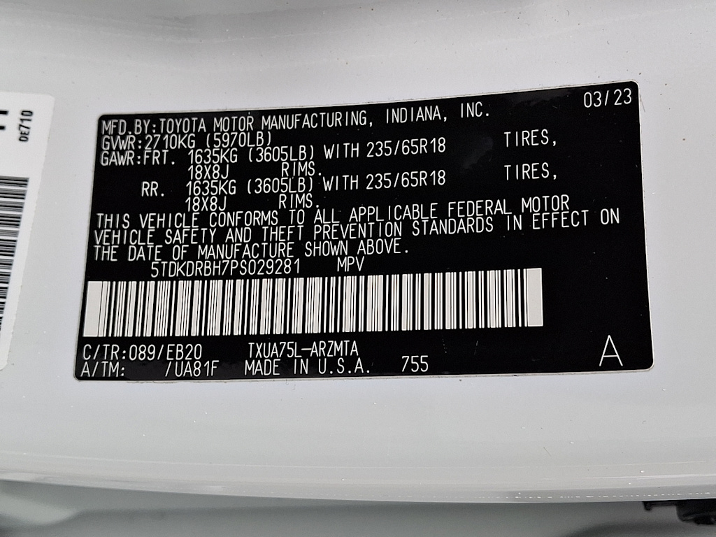 Thumbnail: 2023 Toyota Highlander - 13