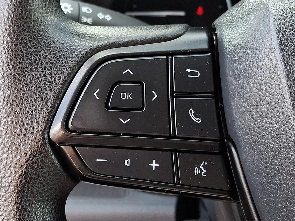 Thumbnail: 2023 Toyota Sienna - 21