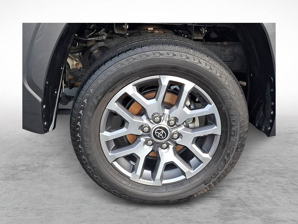 Thumbnail: 2022 Toyota Tundra - 6