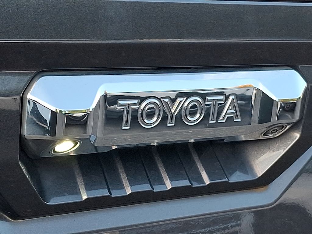 Thumbnail: 2022 Toyota Tundra - 28