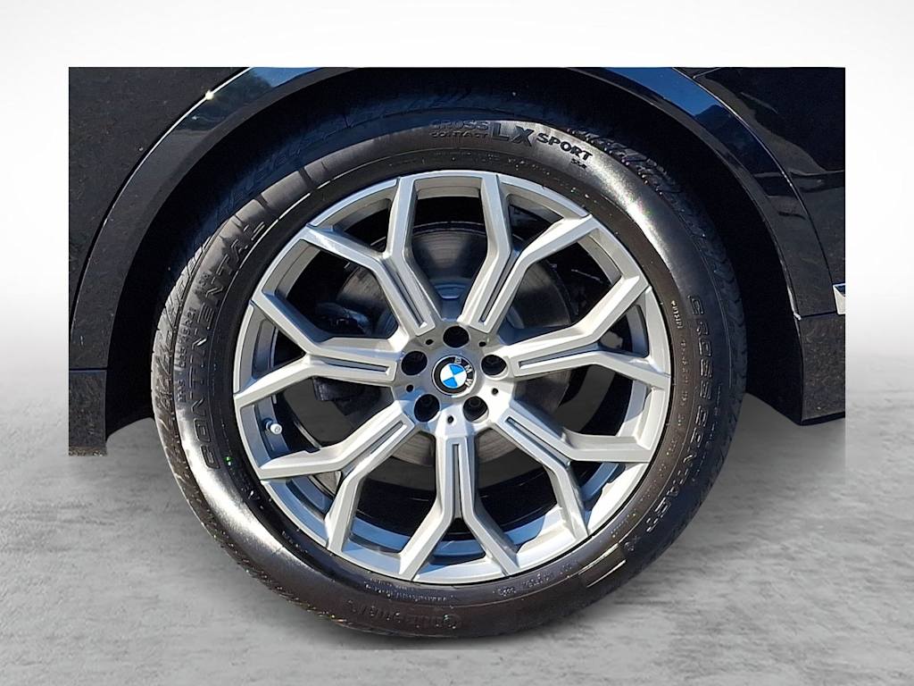 Thumbnail: 2024 BMW X7 - 6