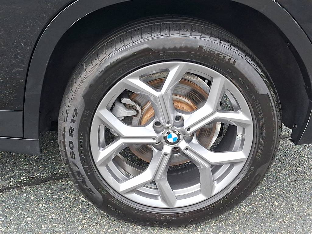 Thumbnail: 2025 BMW X4 - 6