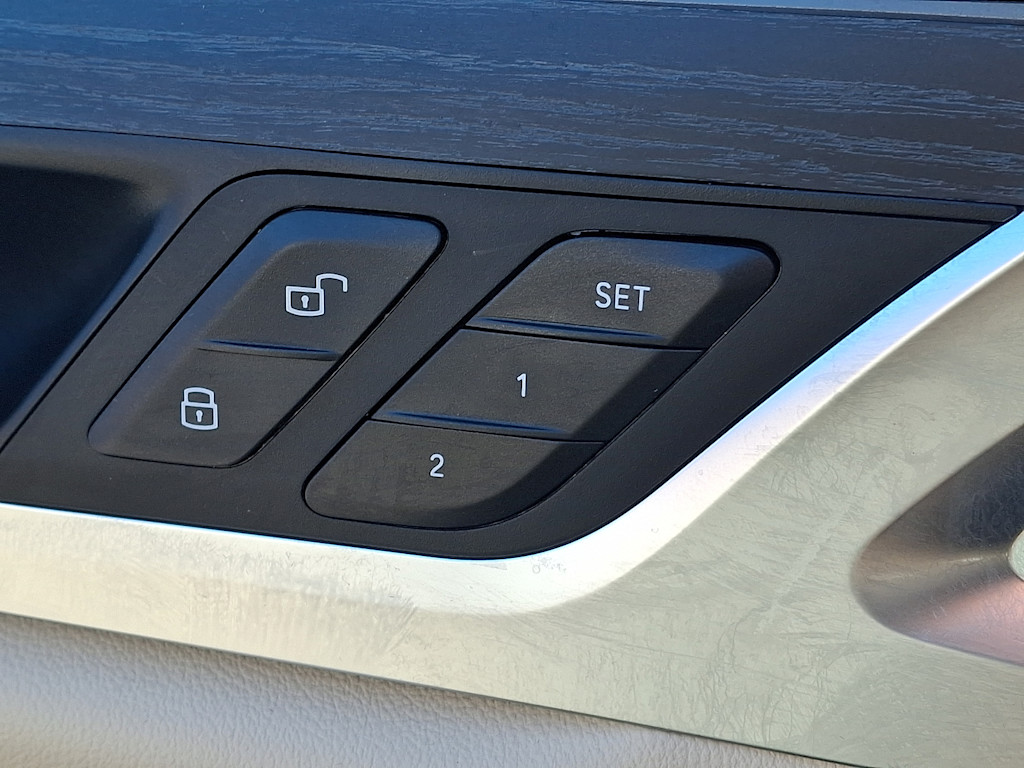 Thumbnail: 2023 BMW X3 - 28