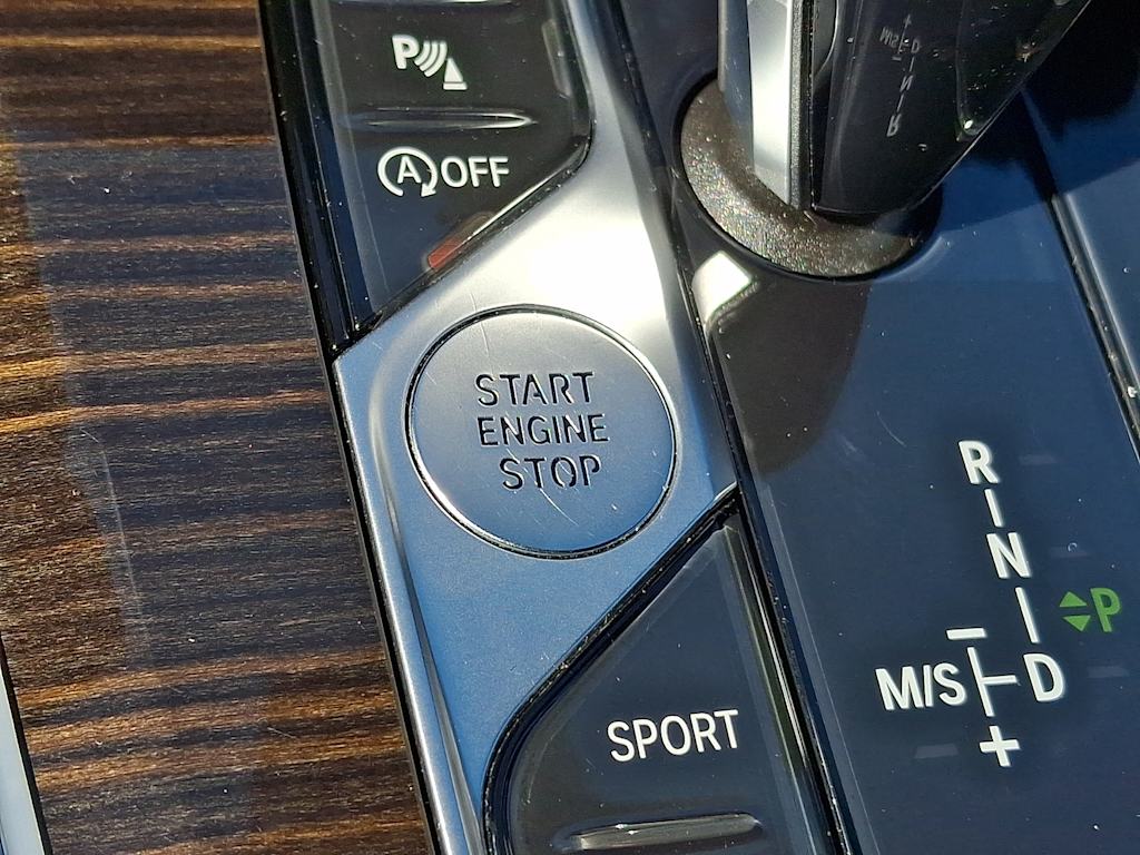 Thumbnail: 2020 BMW X5 - 24