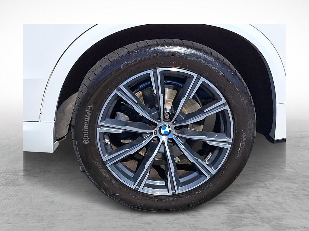 Thumbnail: 2020 BMW X5 - 7