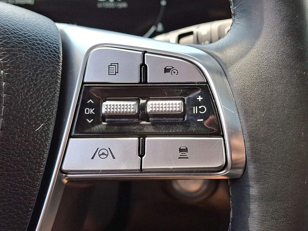 Thumbnail: 2023 Kia Telluride - 23