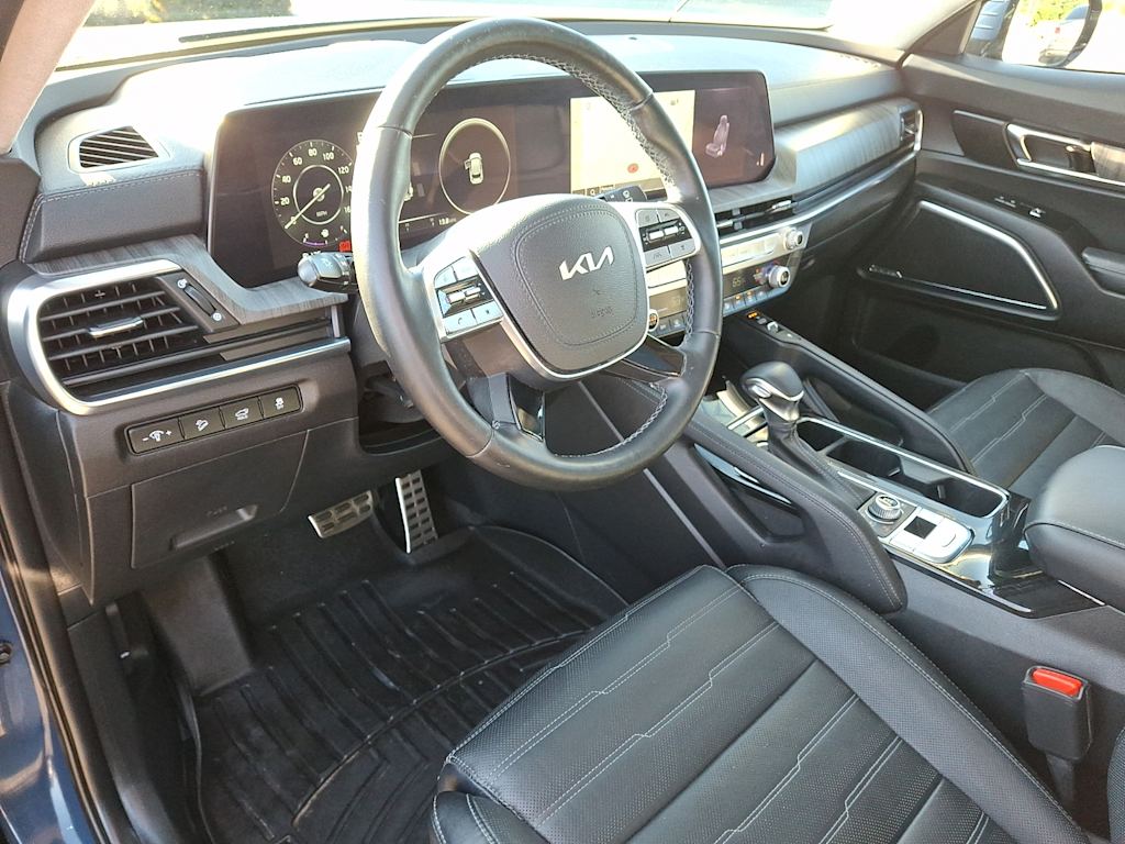 Thumbnail: 2023 Kia Telluride - 2