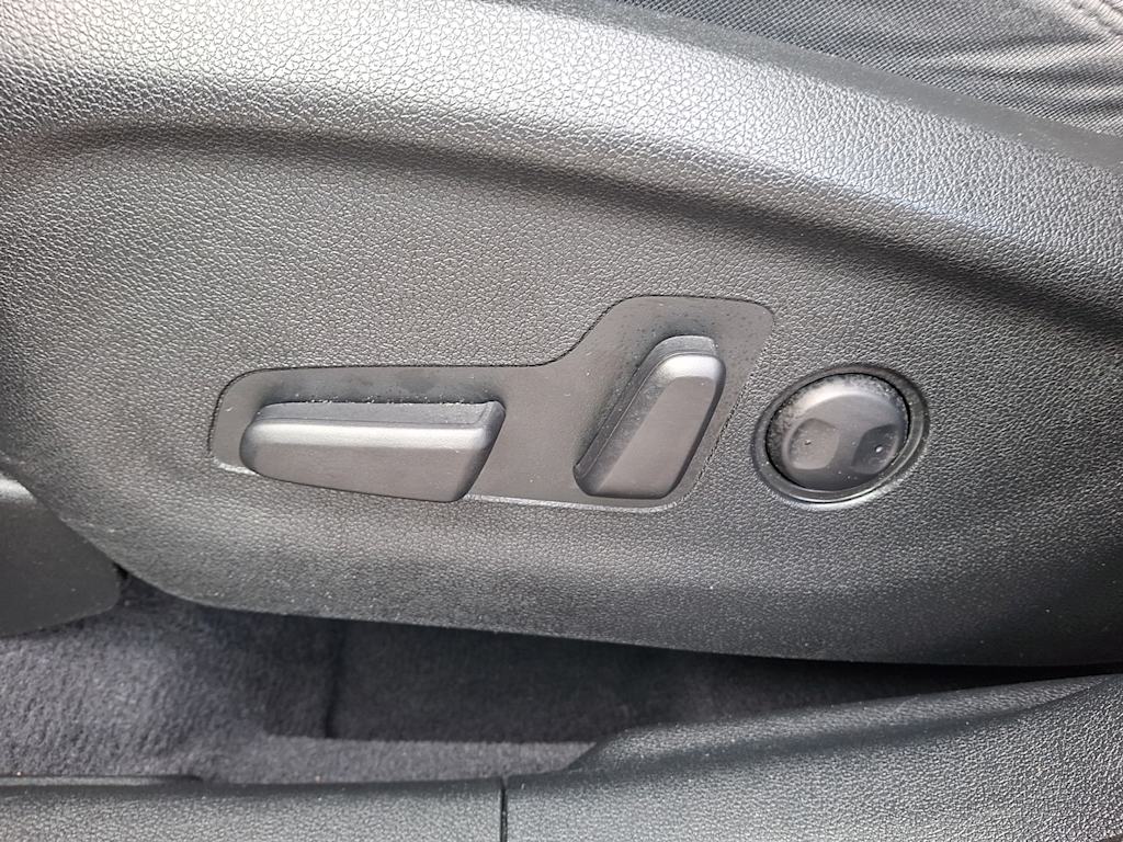 Thumbnail: 2019 Kia Sorento - 20