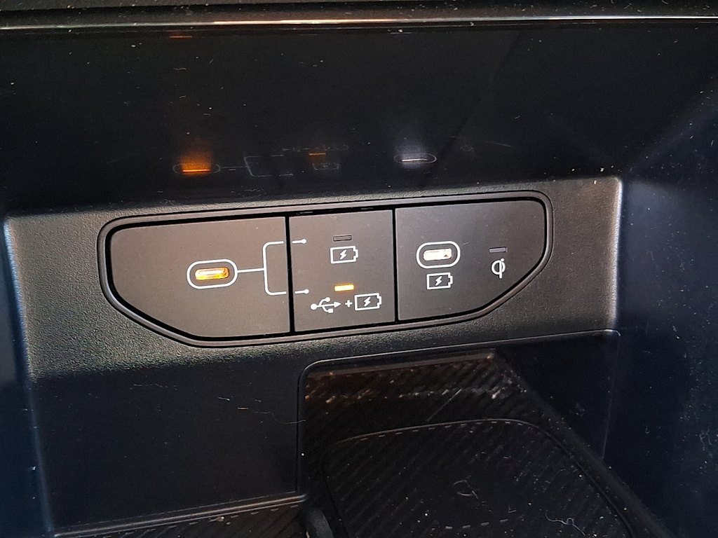 Thumbnail: 2024 Kia Sorento - 20