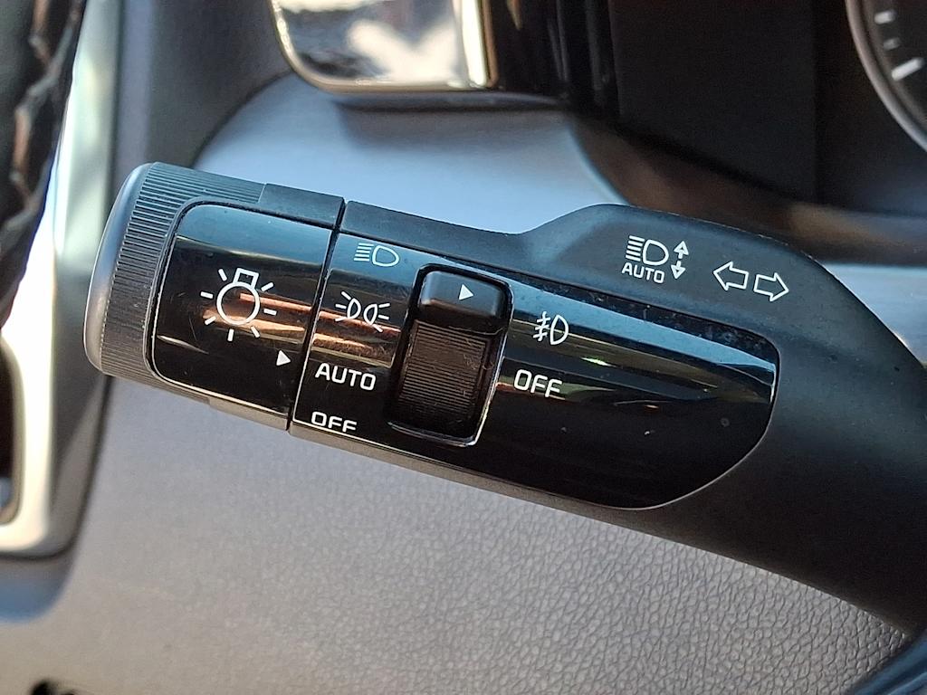 Thumbnail: 2021 Kia Sorento - 27