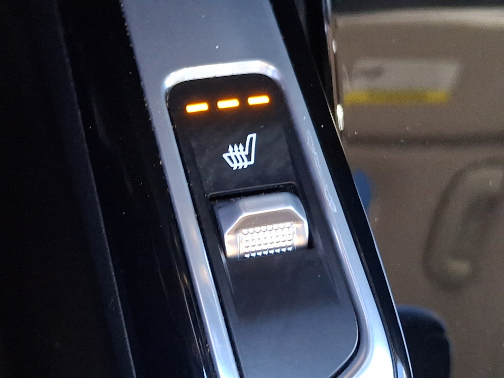 Thumbnail: 2021 Kia Sorento - 23