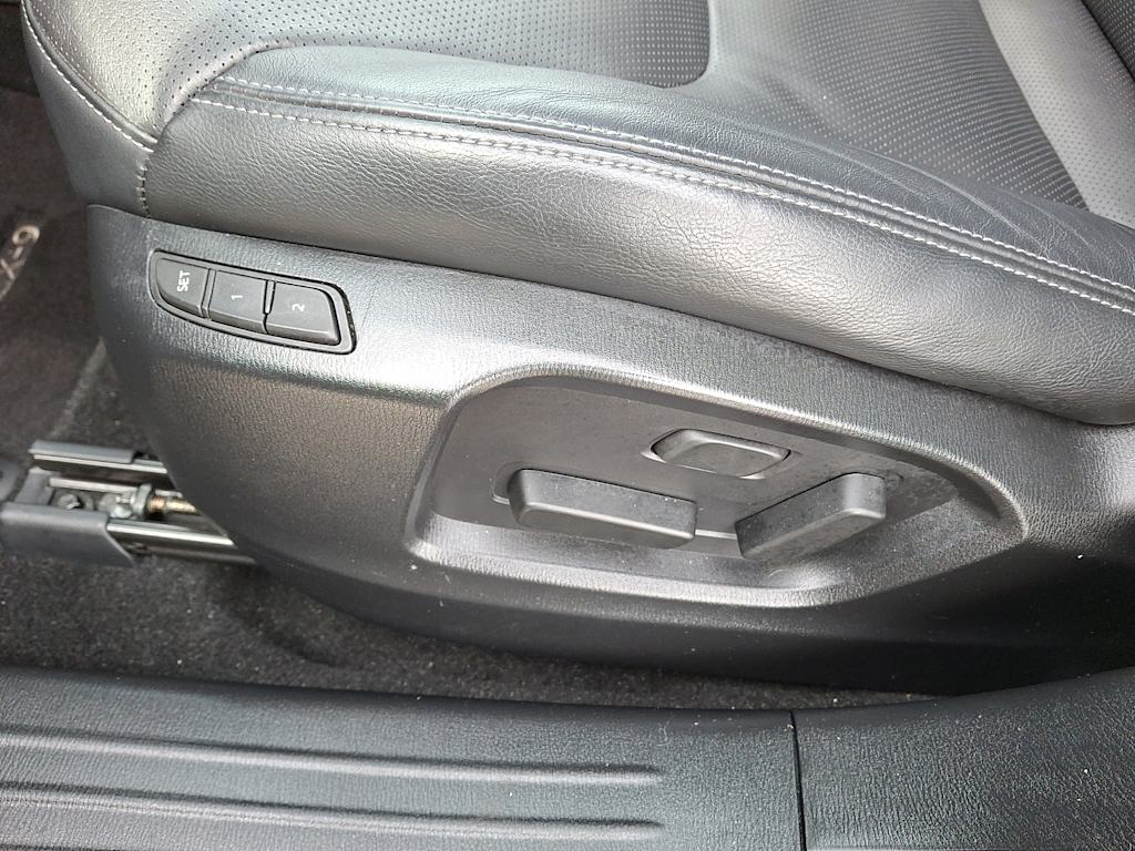 Thumbnail: 2023 Mazda CX-9 - 15