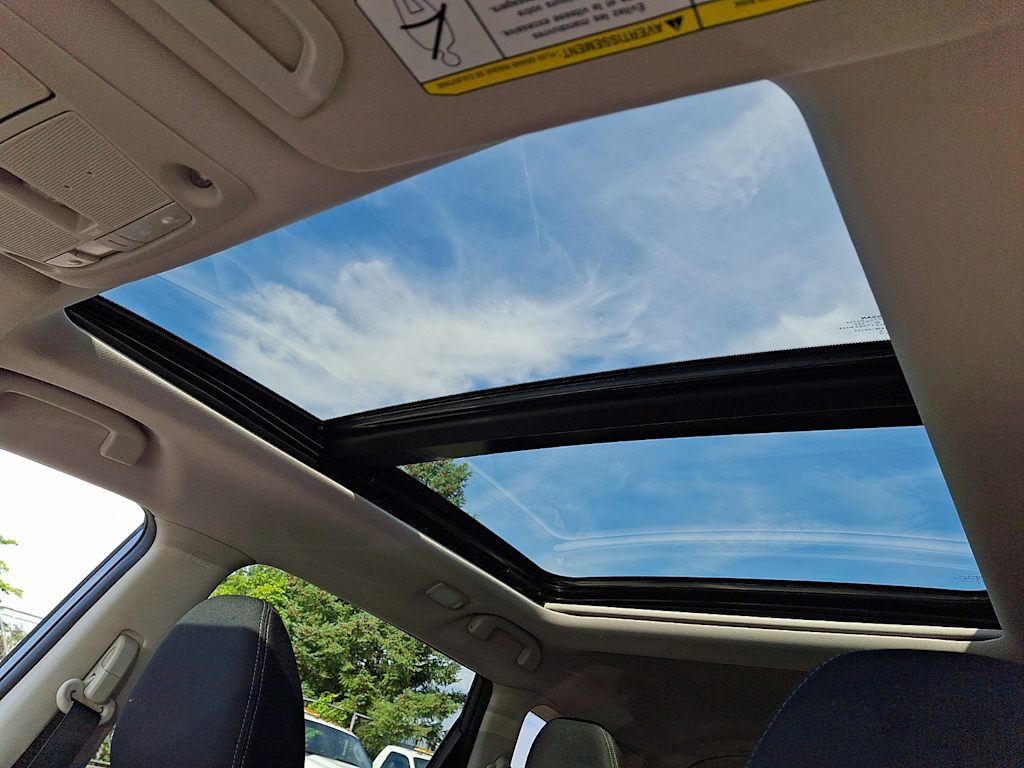 Thumbnail: 2019 Nissan Rogue - 18
