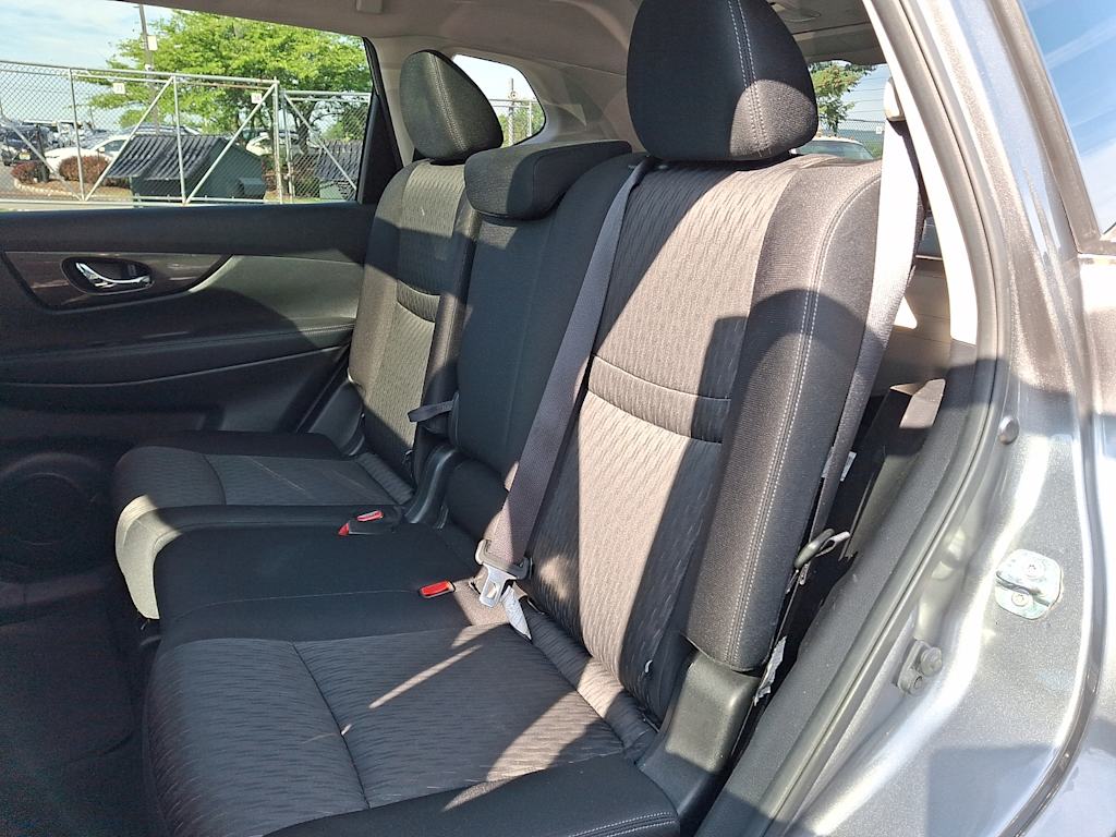 Thumbnail: 2019 Nissan Rogue - 8