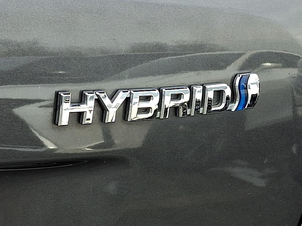 Thumbnail: 2016 Toyota Prius - 5