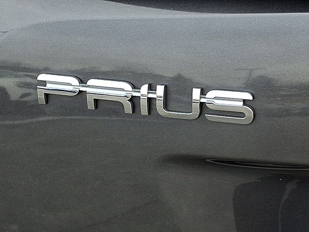 Thumbnail: 2016 Toyota Prius - 29