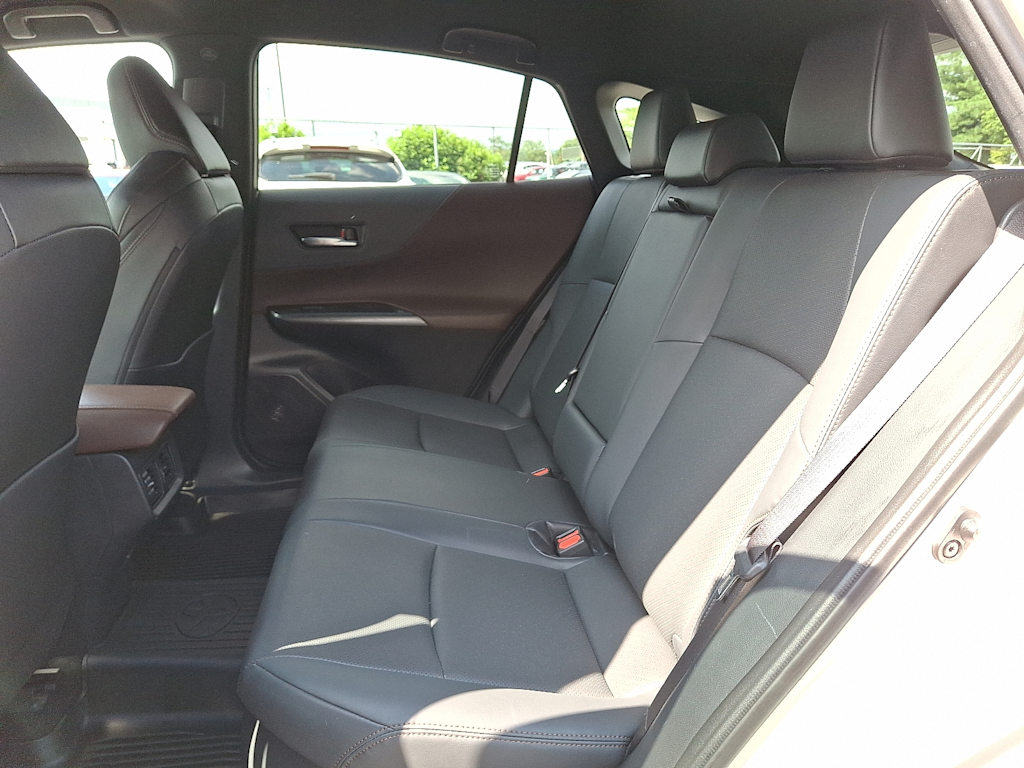 Thumbnail: 2024 Toyota Venza - 8